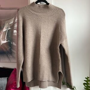 Ribbed Turtleneck - color = latte Super soft Size Medium Super comfy